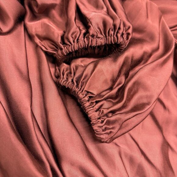 Anthropologie Wine Red Satin Balloon Long Sleeve Blouson Hem Blouse Small NWT - Picture 9 of 11